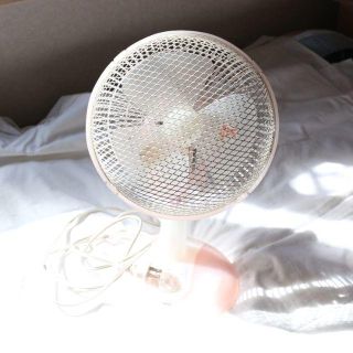 卓上扇風機(扇風機)