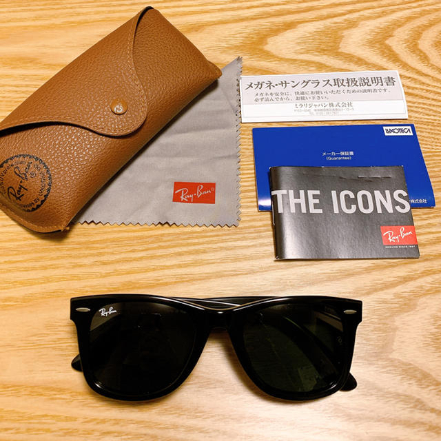 Ray-Ban サングラス WAYFARER