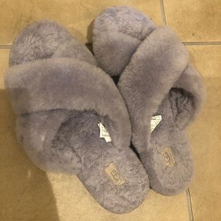 アグ(UGG)のUGG モフモフサンダル(サンダル)