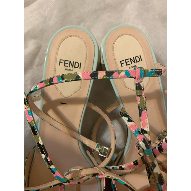 FENDI(フェンディ)のFENDI サンダル レディースの靴/シューズ(サンダル)の商品写真
