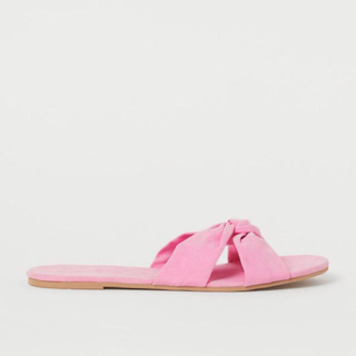 エイチアンドエム(H&M)の新品 H&Mの薄いピンク色のシンプルなサンダル 38(23.5〜24センチ位)(サンダル)