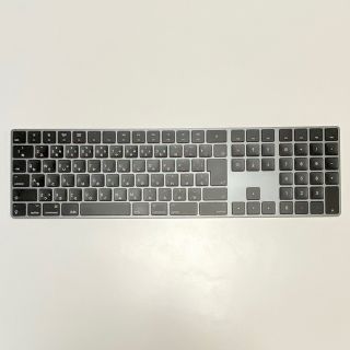 アップル(Apple)のApple Magic Keyboard グレイ JIS MRMH2J/A 黒(PC周辺機器)