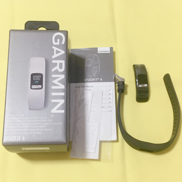 GARMIN vivofit4 ブラック レギュラー