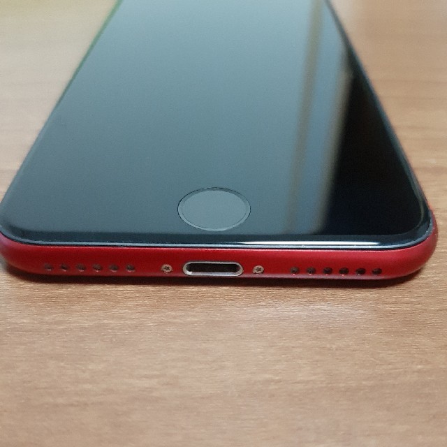 iPhone(アイフォーン)のiPhone8 64GB product red スマホ/家電/カメラのスマートフォン/携帯電話(スマートフォン本体)の商品写真
