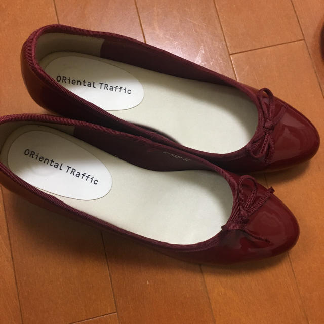 ORiental TRaffic(オリエンタルトラフィック)の赤　バレエシューズ レディースの靴/シューズ(ハイヒール/パンプス)の商品写真