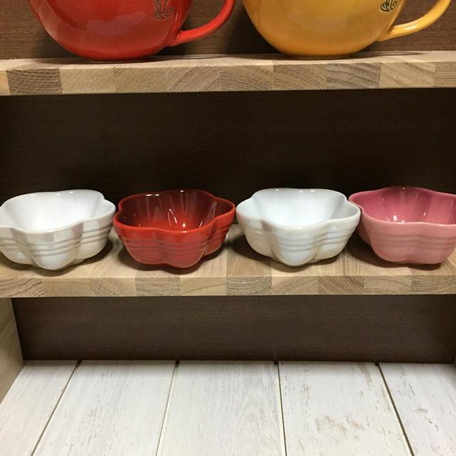 LE CREUSET(ルクルーゼ)のル・クルーゼ ミニフラワーボウル 小鉢 インテリア/住まい/日用品のキッチン/食器(食器)の商品写真