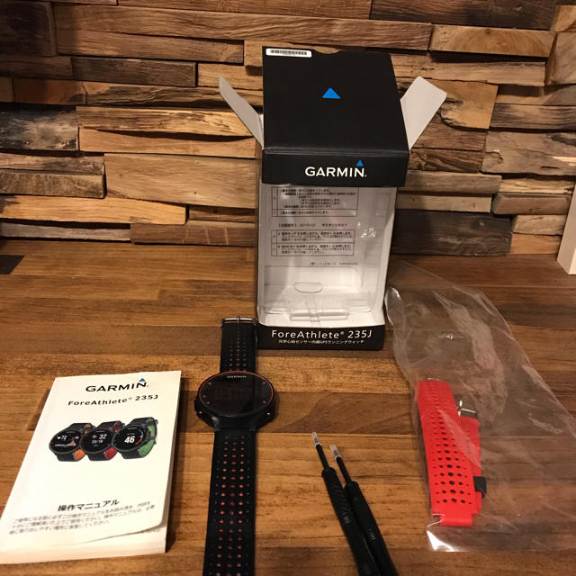 GARMIN(ガーミン)のGARMIN ForeAthlete 235J  フォアアスリート235J メンズの時計(腕時計(デジタル))の商品写真