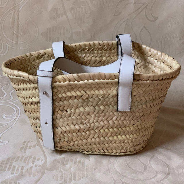 タグ付き新品未使用【LOEWEロエベ】バスケットバックSサイズ白