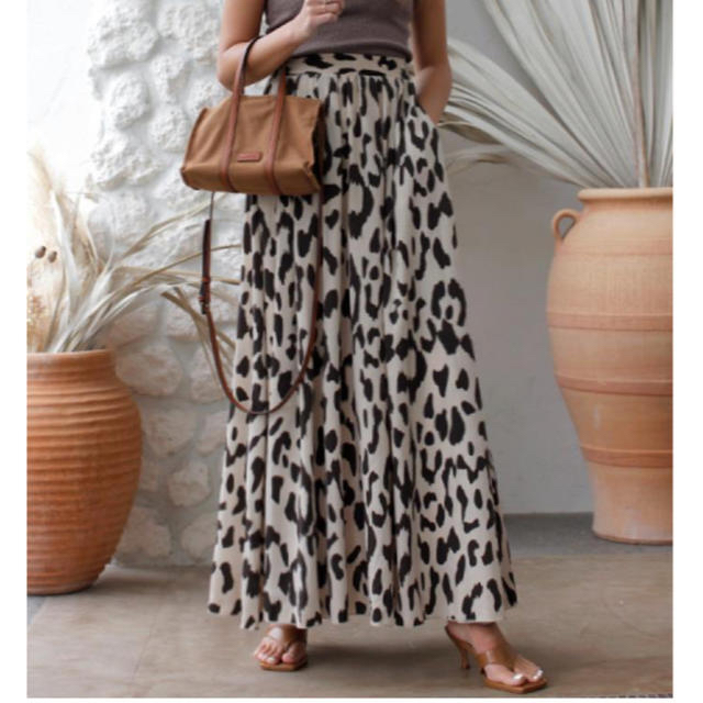 room306 CONTEMPORARY(ルームサンマルロクコンテンポラリー)のroom306 Animal Pattern Maxi Skirt スカート レディースのスカート(ロングスカート)の商品写真