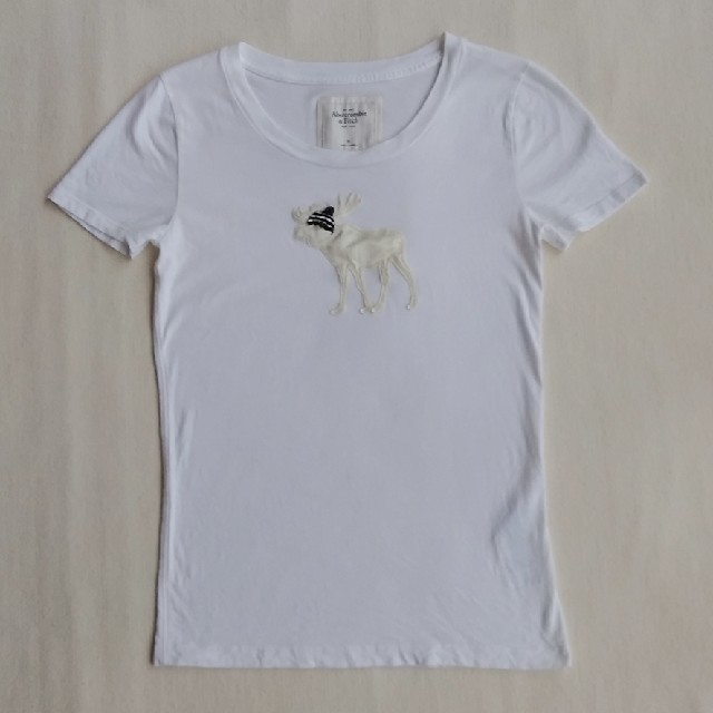 Abercrombie&Fitch(アバクロンビーアンドフィッチ)のM サイズ　Abercrombie&Fitch　Tシャツ　 レディースのトップス(Tシャツ(半袖/袖なし))の商品写真