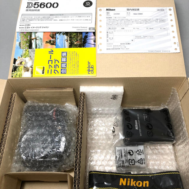 Nikon(ニコン)の新品 未使用 Nikon ニコン D5600 ボディ スマホ/家電/カメラのカメラ(デジタル一眼)の商品写真