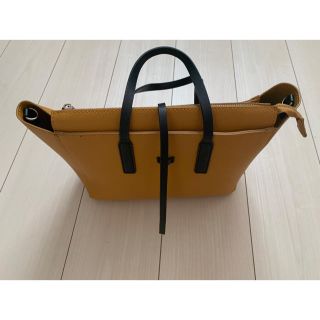 ザラ(ZARA)のZARA ハンドバッグ イエロー(ハンドバッグ)