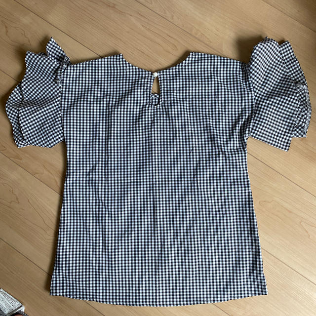 MPS(エムピーエス)のMPS リボン フリル トップス140 キッズ/ベビー/マタニティのキッズ服女の子用(90cm~)(Tシャツ/カットソー)の商品写真