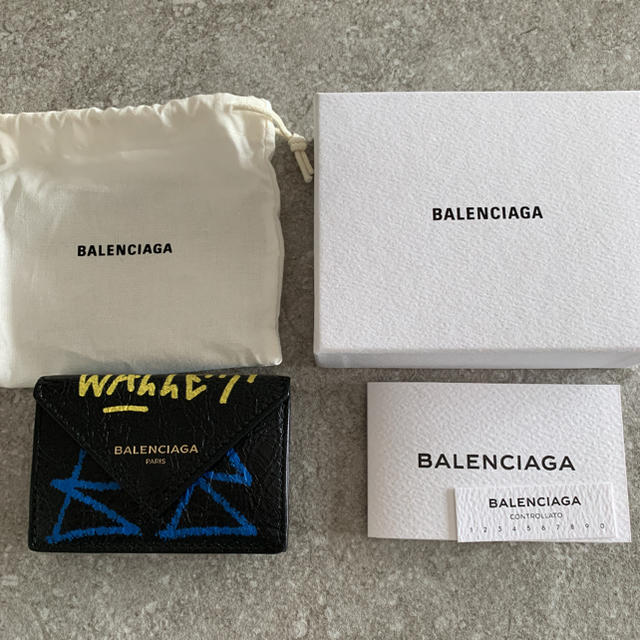 バレンシアガ ペーパー ミニ ウォレット 財布 balenciaga