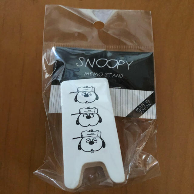 SNOOPY(スヌーピー)の新品　SNOOPY OLAF メモスタンドスリム エンタメ/ホビーのアニメグッズ(その他)の商品写真