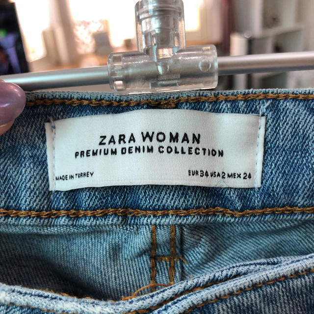 ZARA(ザラ)のザラ　スキニーデニム レディースのパンツ(デニム/ジーンズ)の商品写真