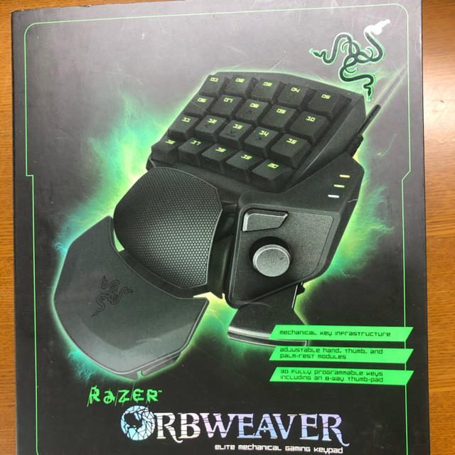 スマホ/家電/カメラRazer Orbweaver 左手用 メカニカル ゲーミングキーパッド