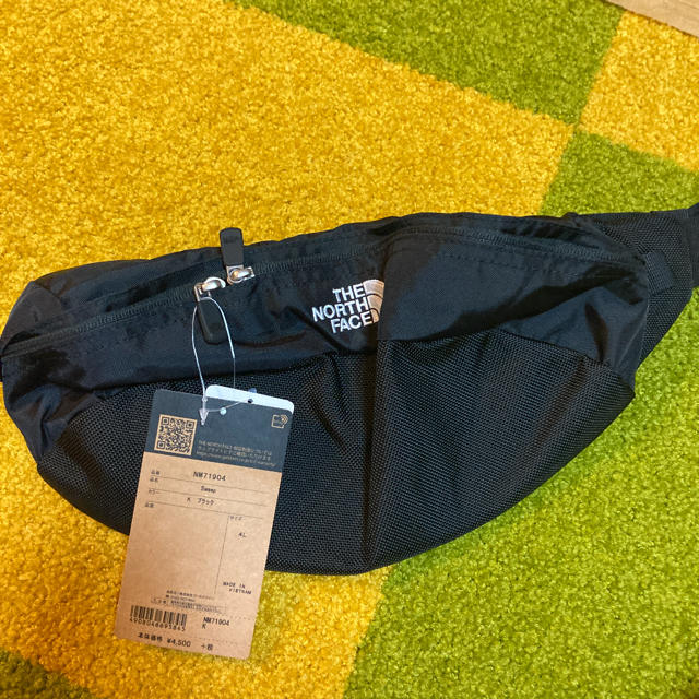 THE NORTH FACE(ザノースフェイス)のノースフェイス　スウィープ　ウエストバッグ　ウエストポーチ レディースのバッグ(ボディバッグ/ウエストポーチ)の商品写真