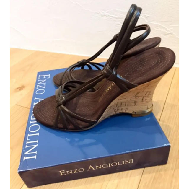 Enzo Angiolini(エンゾーアンジョリーニ)の新品☆enzo angiolini エンゾーアンジョリーニ  サンダル　22cm レディースの靴/シューズ(サンダル)の商品写真