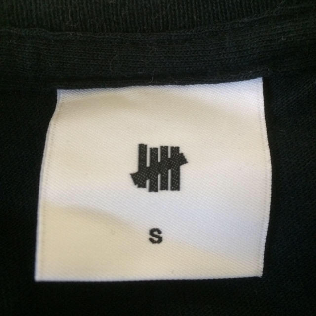 UNDEFEATED(アンディフィーテッド)のUNDEFEATED アンディフィーテッド 東京店舗限定Tシャツ メンズのトップス(Tシャツ/カットソー(半袖/袖なし))の商品写真