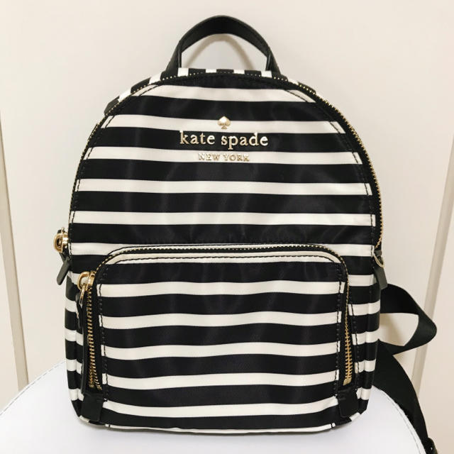 kate spade new york(ケイトスペードニューヨーク)のケイトスペード　ミニ　リュック　ボーダー　新品 レディースのバッグ(リュック/バックパック)の商品写真