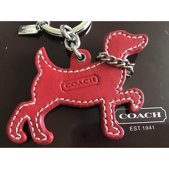 COACH(コーチ)の専用です　お値下げ！コーチキーホルダー新品未使用 レディースのファッション小物(キーホルダー)の商品写真