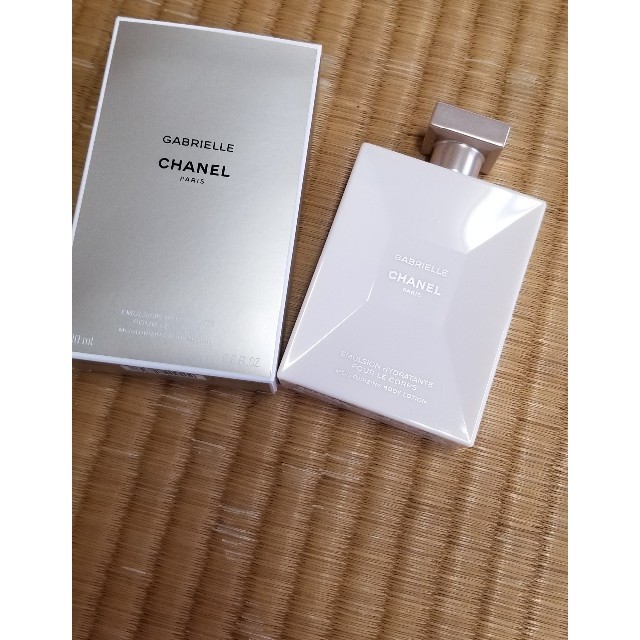 CHANEL(シャネル)のCHANELガブリエル　ボディローション200ml 新品未使用 コスメ/美容のボディケア(ボディローション/ミルク)の商品写真