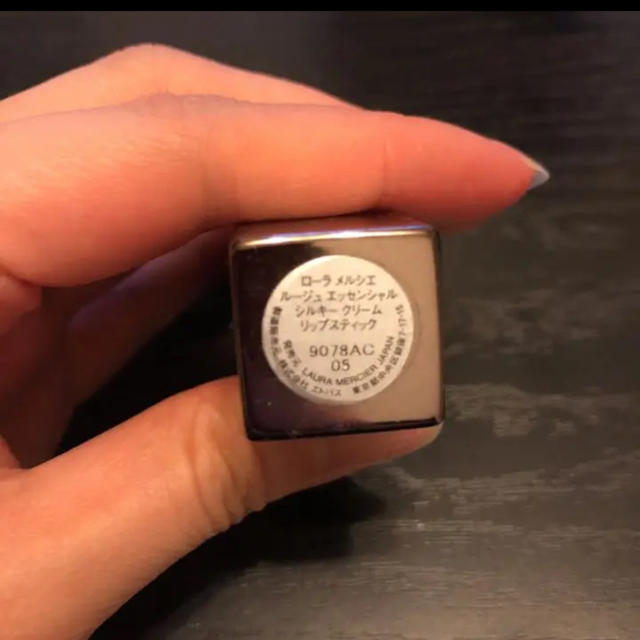 laura mercier(ローラメルシエ)のローラメルシエ　05⭐️二ニッキー様専用です⭐️ コスメ/美容のベースメイク/化粧品(口紅)の商品写真