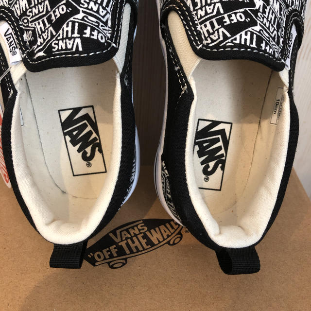 VANS(ヴァンズ)の新品！タグ付き！VANS スニーカー　スリッポン　19㎝ キッズ/ベビー/マタニティのキッズ靴/シューズ(15cm~)(スニーカー)の商品写真