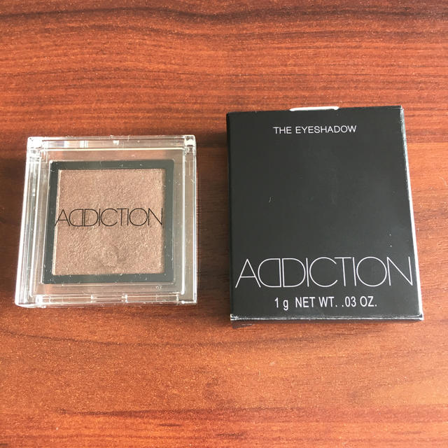 ADDICTION(アディクション)のADICTION アディクション　アイシャドー　071 コスメ/美容のベースメイク/化粧品(アイシャドウ)の商品写真