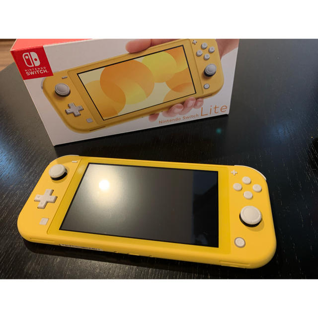 Nintendo Switch Lite イエロー