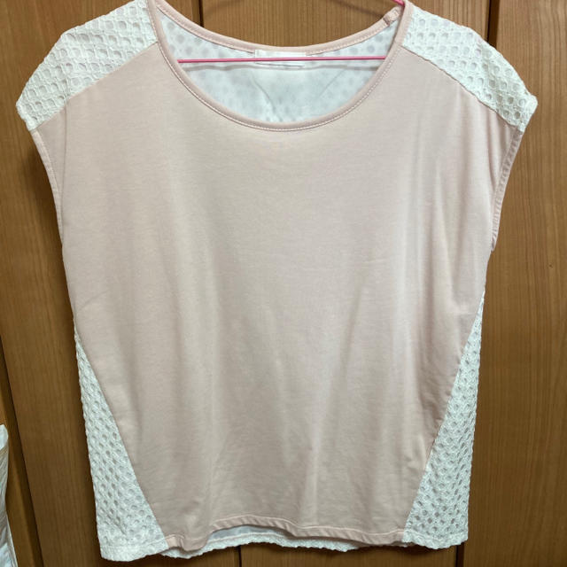 DRESKIP(ドレスキップ)のワールド DRESKIP トップス Mサイズ レディースのトップス(Tシャツ(半袖/袖なし))の商品写真