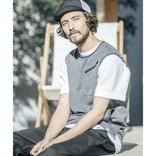 ビームス(BEAMS)のANGENEHM(アンゲネーム)Ponti Vest ベスト 新品 グレ-L(ベスト)