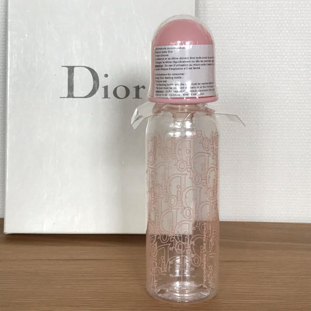 baby Dior - 新品・未開封 Dior 哺乳瓶 総柄 ピンク 250ml ベビー ...