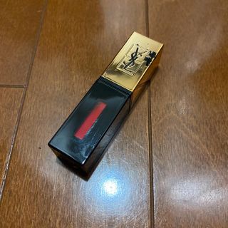 イヴサンローランボーテ(Yves Saint Laurent Beaute)のイヴ・サンローラン ルージュ ピュールクチュール ヴェルニ(口紅)