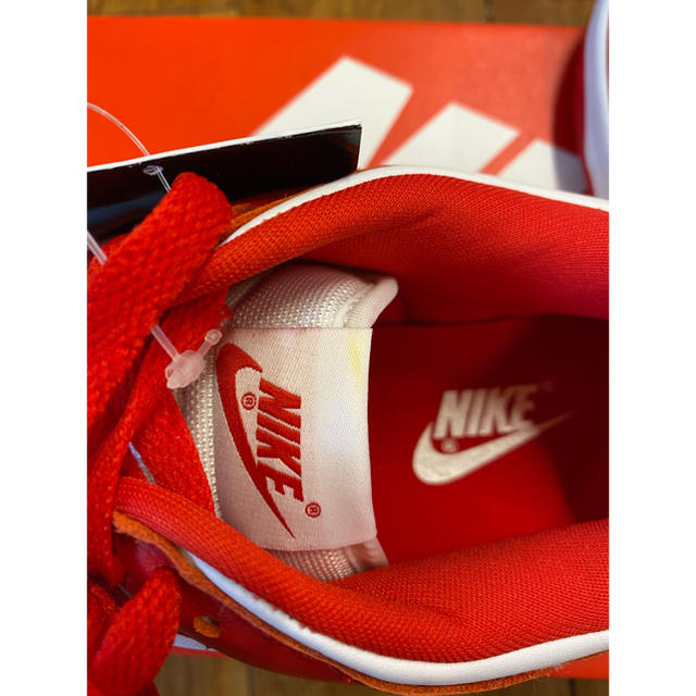 NIKE(ナイキ)の【新品未使用/訳有】NIKE DUNK LOW SP UNIVERSITYRED メンズの靴/シューズ(スニーカー)の商品写真