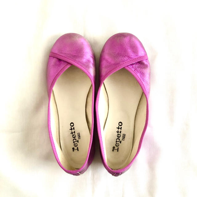 repetto(レペット)のレペットrepetto メタリックピンク　バレエシューズ レディースの靴/シューズ(バレエシューズ)の商品写真