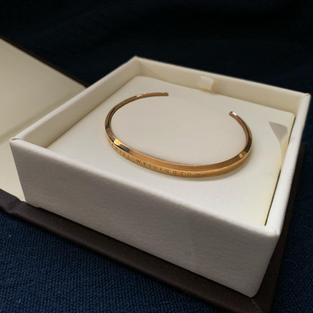 Daniel Wellington(ダニエルウェリントン)のDW クラシックブレスレット　 レディースのアクセサリー(ブレスレット/バングル)の商品写真