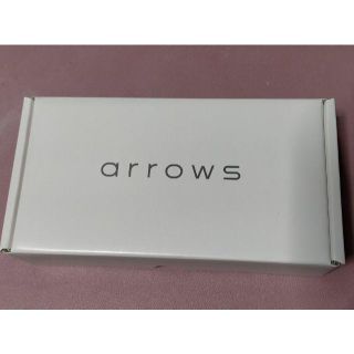 フジツウ(富士通)の新品　富士通 arrows M05　ホワイト　SIMフリー端末(スマートフォン本体)