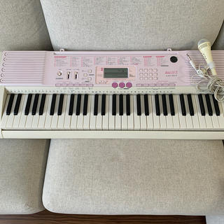 カシオ(CASIO)の電子ピアノ　カシオ　LK-107(電子ピアノ)