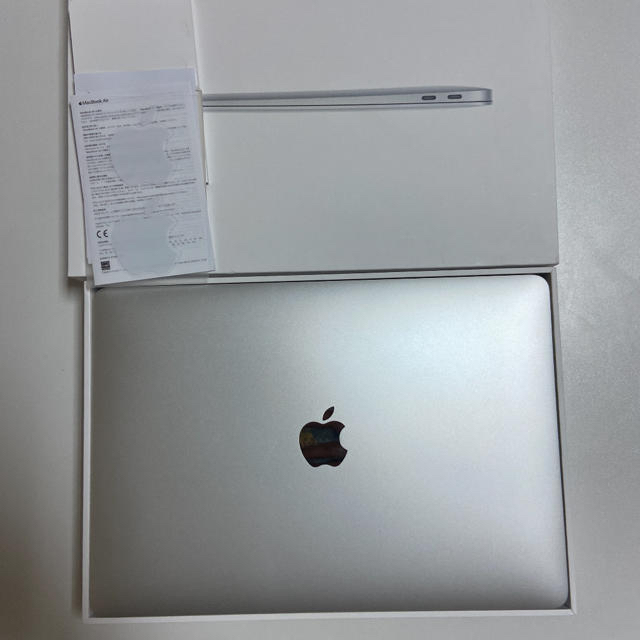 Apple(アップル)のMacBook Air 2019 スマホ/家電/カメラのPC/タブレット(ノートPC)の商品写真