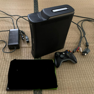 エックスボックス360(Xbox360)のxbox360 エリート HDD120GB  ジャンク(家庭用ゲーム機本体)