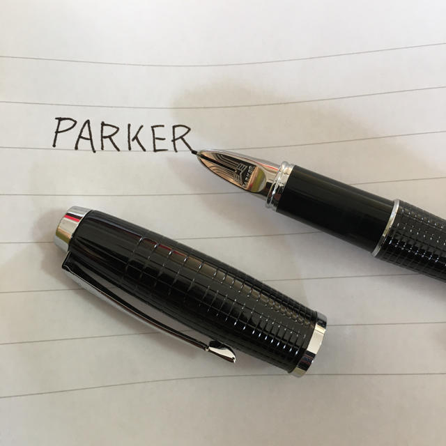 Parker(パーカー)のPARKERのペン インテリア/住まい/日用品の文房具(ペン/マーカー)の商品写真