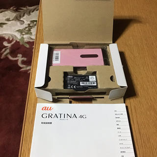 キョウセラ(京セラ)のau GRATINA 4G ピンク(携帯電話本体)
