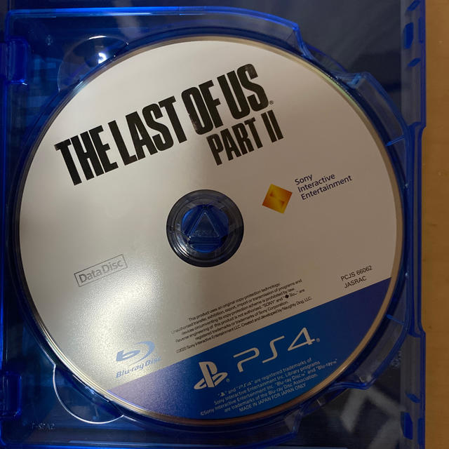 PlayStation4(プレイステーション4)のThe Last of Us Part II 早期購入特典付き エンタメ/ホビーのゲームソフト/ゲーム機本体(家庭用ゲームソフト)の商品写真