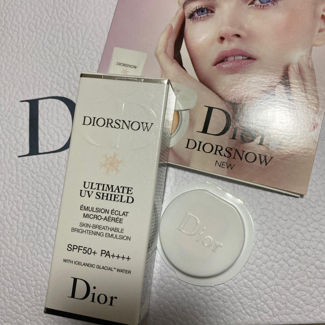 Dior(ディオール)のDior 新品snow ultimateUV shield コスメ/美容のベースメイク/化粧品(化粧下地)の商品写真