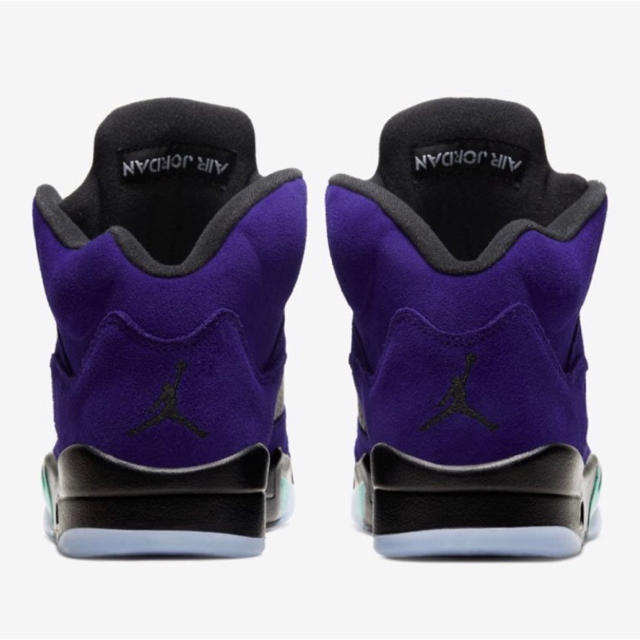 NIKE(ナイキ)のAir Jordan 5 Retro Purple Grape 28.5 メンズの靴/シューズ(スニーカー)の商品写真