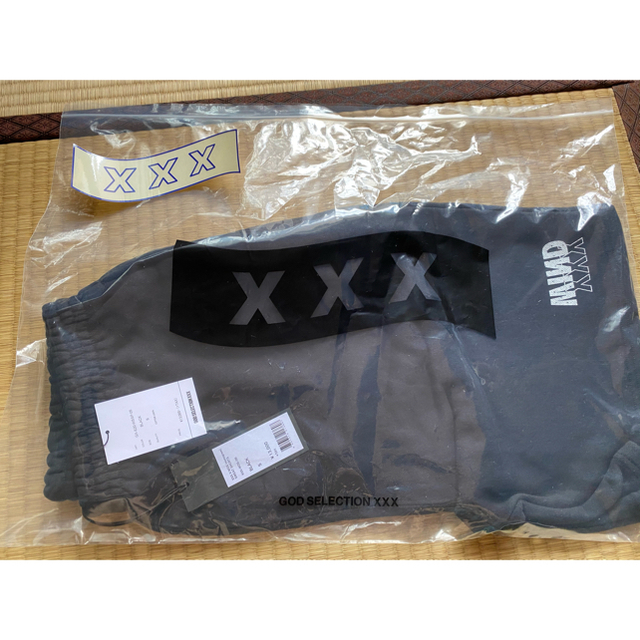 SEA(シー)のWDS × XXX (monogram) SWEAT SHORTS﻿ S メンズのパンツ(ショートパンツ)の商品写真