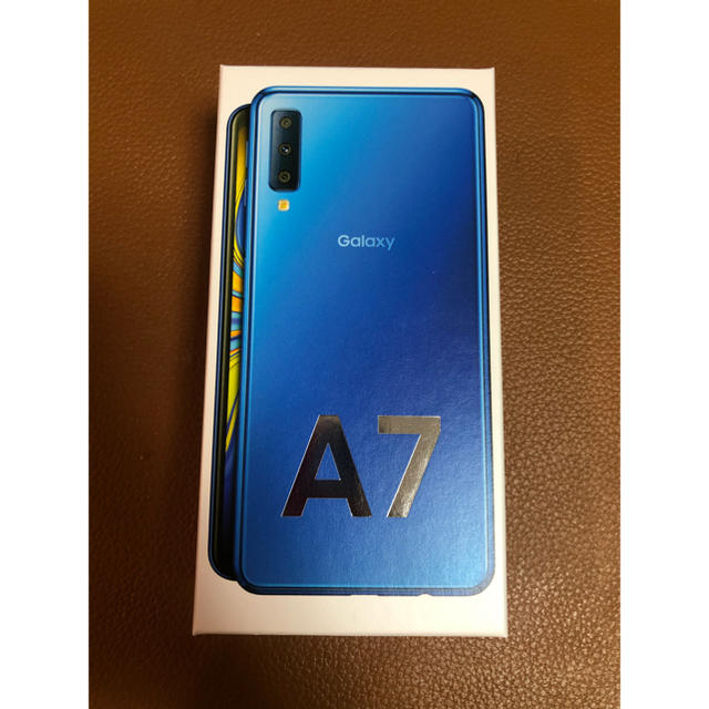 Galaxy(ギャラクシー)のGALAXY A7 ほぼ新品 スマホ/家電/カメラのスマートフォン/携帯電話(スマートフォン本体)の商品写真