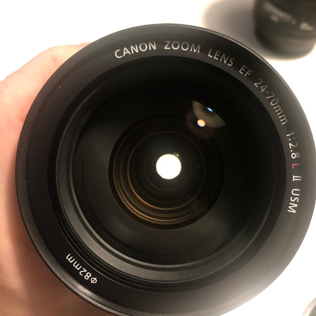 Canon EF24-70mm f2.8l ii usm おまけあり スマホ/家電/カメラのカメラ(レンズ(ズーム))の商品写真